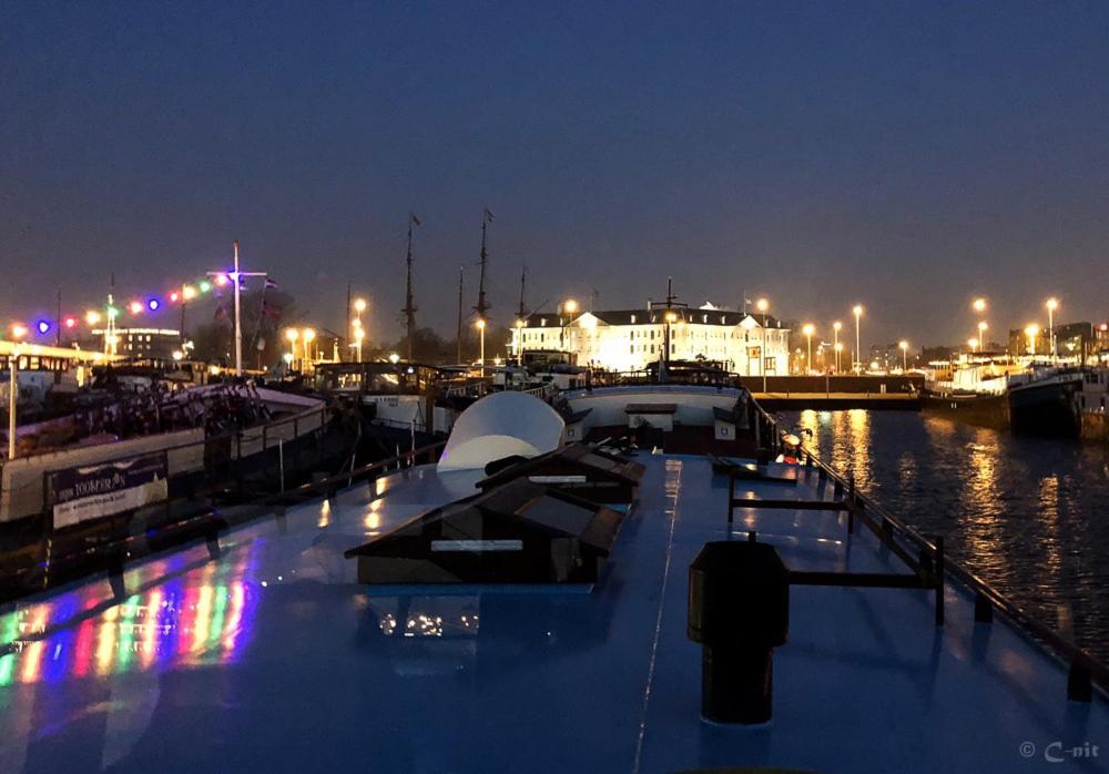 Botel Elodie Amsterdam Exteriör bild